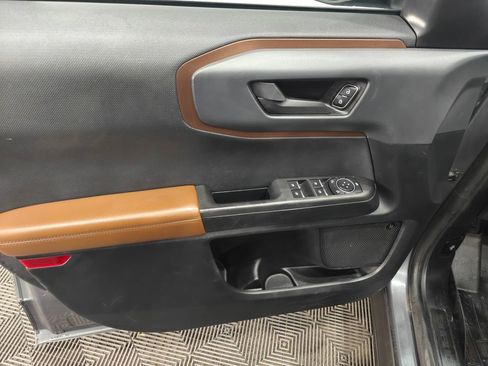 Used 2021 Ford Bronco Sport Outer Banks w/ Outer Banks Package image 54