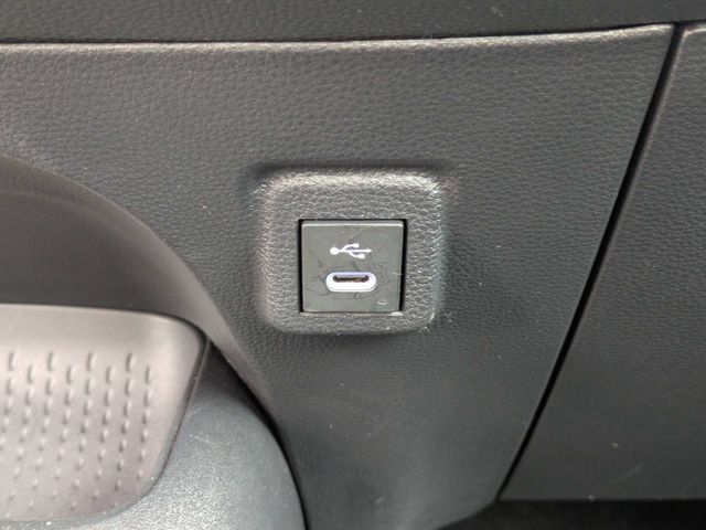 Used 2025 Toyota Corolla LE w/ Convenience Package FWD image 21
