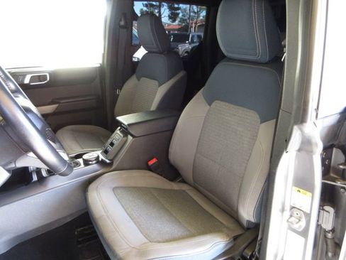 Certified 2022 Ford Bronco Outer Banks image 10