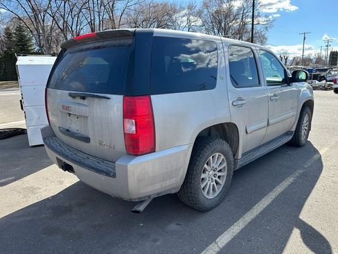 Used 2008 GMC Yukon 4WD Hybrid image 3