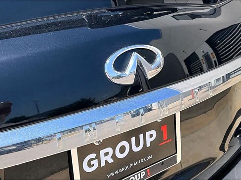 Used 2019 INFINITI QX80 Luxe w/ Proassist Package RWD image 31