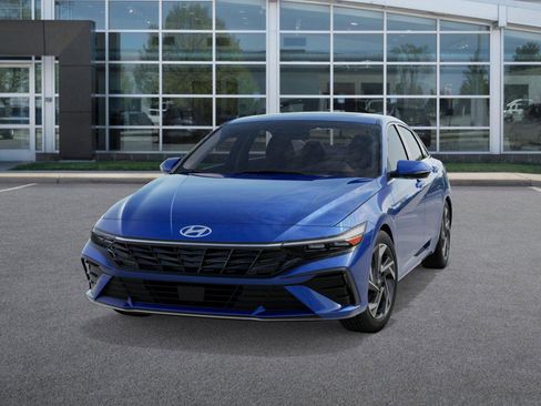 New 2026 Hyundai Elantra Limited image 6