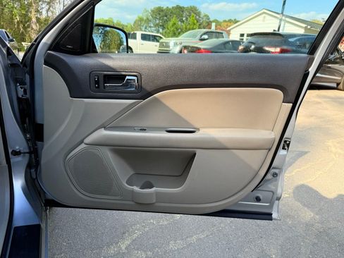 Used 2010 Ford Fusion Hybrid image 23