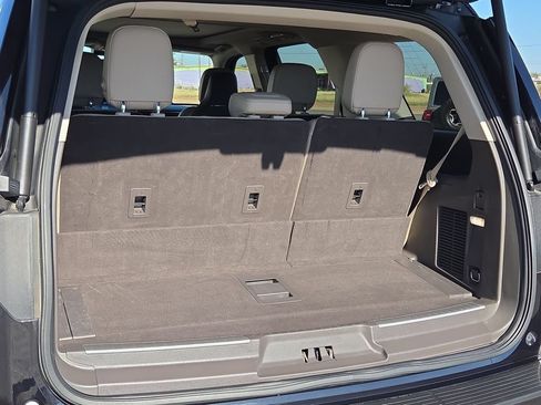 Used 2023 Lincoln Navigator Reserve AWD/4WD image 12