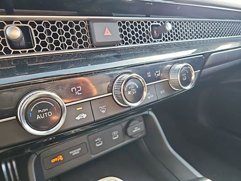 Used 2025 Honda Civic Sport image 22