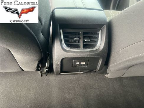 Used 2019 Chevrolet Blazer LT FWD image 26