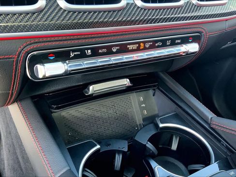 Used 2025 Mercedes-Benz GLE 53 AMG 4MATIC image 31