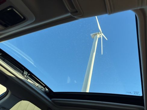 Used 2017 Subaru Forester 2.5i Touring image 24