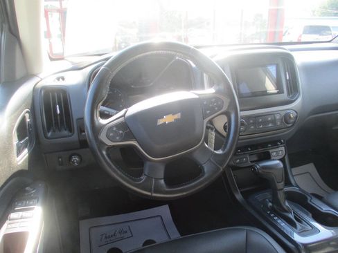 Used 2015 Chevrolet Colorado Z71 RWD image 15