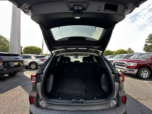 Certified 2023 Ford Escape Active AWD/4WD image 40