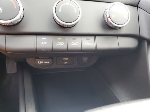 New 2026 Hyundai Elantra SE FWD image 25