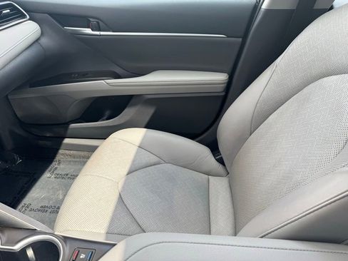 Used 2024 Toyota Camry XLE w/ Navigation Package FWD image 22