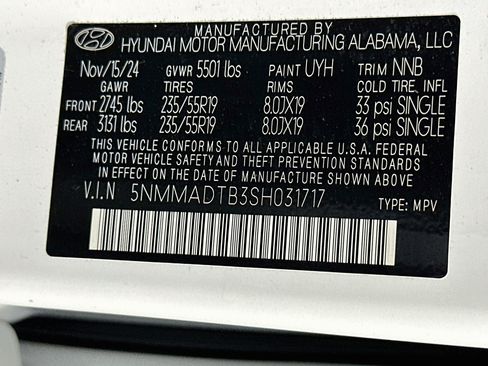 Used 2025 Genesis GV70 2.5T AWD/4WD image 12