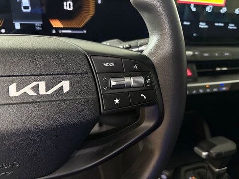 New 2026 Kia K4 LXS image 21