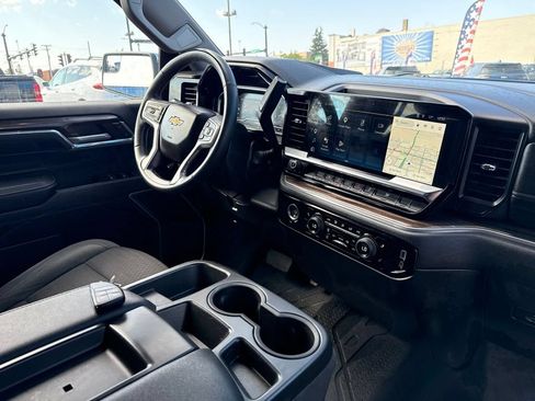 Used 2023 Chevrolet Silverado 1500 LT w/ Protection Package AWD/4WD image 37