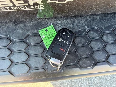 Used 2018 RAM 1500 Rebel w/ Luxury Group AWD/4WD image 15