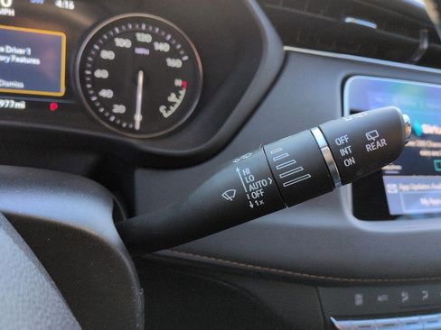 Certified 2023 Cadillac XT4 Sport w/ Technology Package image 18