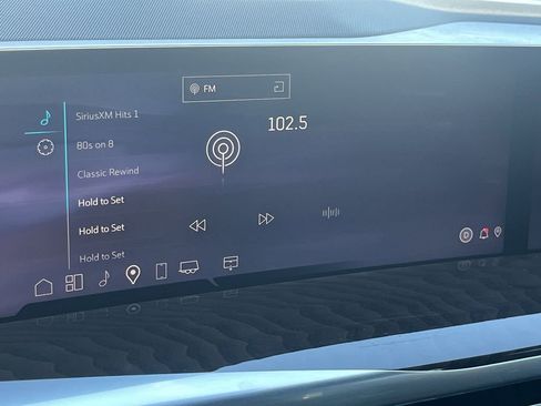 Used 2025 Cadillac Escalade Sport Platinum image 5