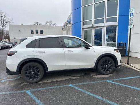 Used 2023 Honda HR-V Sport image 13