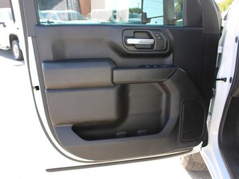 Used 2024 Chevrolet Silverado 2500 Custom w/ Custom Value Package AWD/4WD image 13