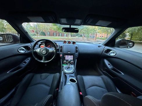 Used 2009 Nissan 370Z Coupe w/ Sport Pkg image 31