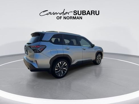 Used 2026 Subaru Forester Touring AWD/4WD image 9