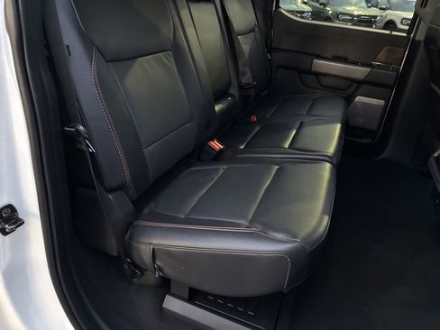 Used 2023 Ford F250 Lariat w/ FX4 Off-Road Package image 25