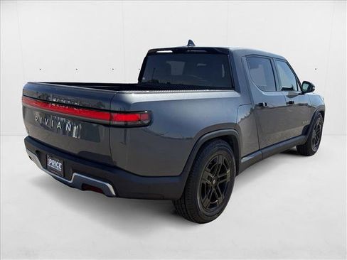 Used 2022 Rivian R1T Launch Edition image 5
