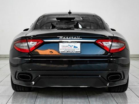Used 2013 Maserati GranTurismo Sport image 7