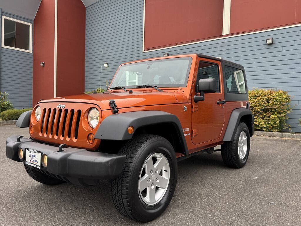 Used 2011 Jeep Wrangler Sport AWD/4WD image 4