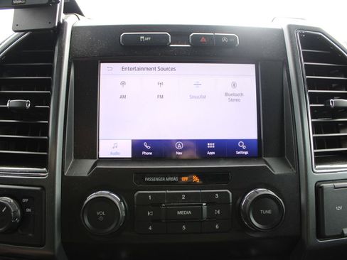Used 2020 Ford F150 XLT w/ Equipment Group 302A Luxury RWD image 34