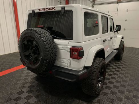 Used 2019 Jeep Wrangler Unlimited Sahara w/ Dual Top Group image 21
