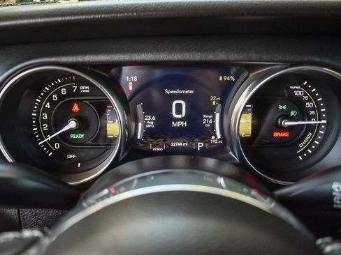 Used 2021 Jeep Wrangler Unlimited Sahara w/ Cold Weather Group image 21