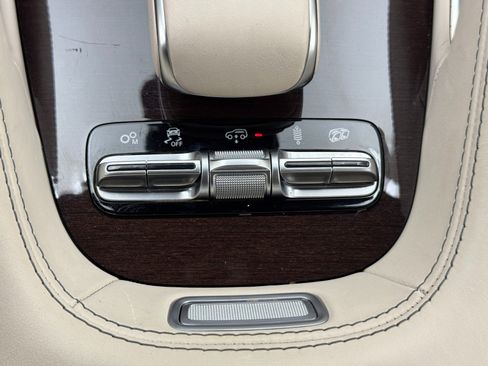 Used 2021 Mercedes-Benz GLS 63 AMG 4MATIC image 38