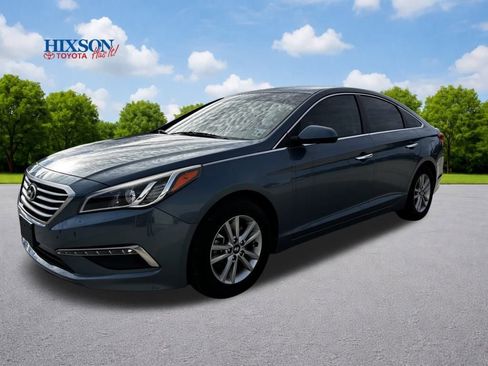 Used 2015 Hyundai Sonata SE image 3