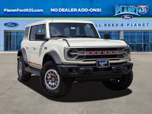 New 2026 Ford Bronco Outer Banks w/ Sasquatch Package AWD/4WD image 1