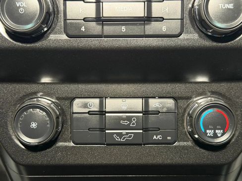 Used 2019 Ford F150 XLT w/ Trailer Tow Package AWD/4WD image 31