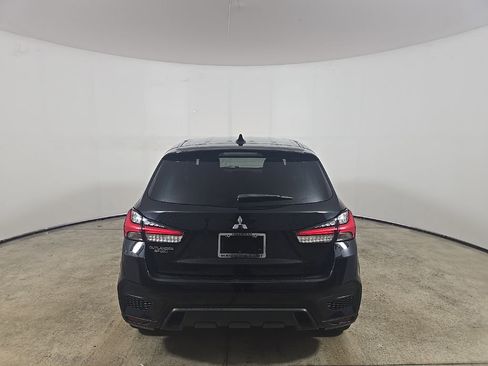 Used 2021 Mitsubishi Outlander Sport ES image 5