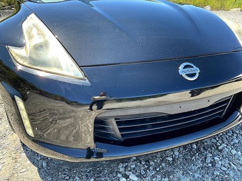 Used 2014 Nissan 370Z Touring w/ Sport Package image 24
