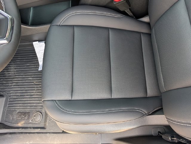 New 2027 Chevrolet Traverse LT w/ Enhanced Driving Package FWD image 11