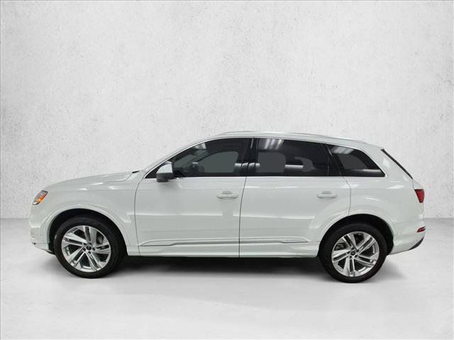 Used 2023 Audi Q7 2.0T Premium w/ Convenience Package AWD/4WD image 9