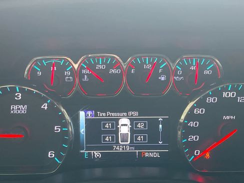 Used 2018 Chevrolet Silverado 1500 LTZ w/ LTZ Plus Package AWD/4WD image 15