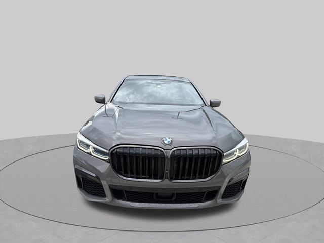 Used 2020 BMW 750i xDrive w/ Executive Package AWD/4WD image 2