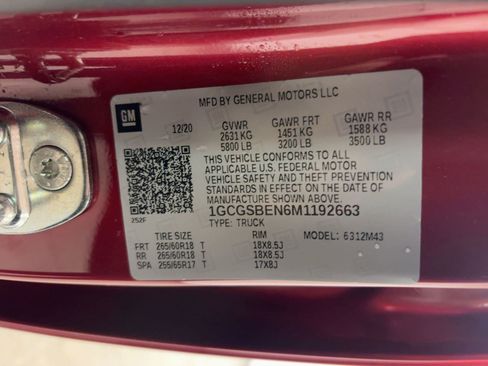 Used 2021 Chevrolet Colorado W/T w/ Custom Special Edition image 19