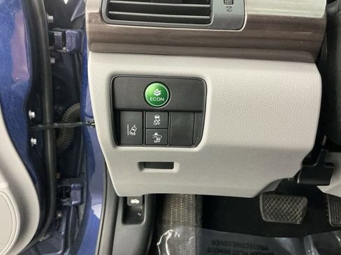 Used 2016 Honda Accord EX image 25