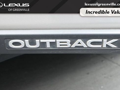 Used 2015 Subaru Outback 2.5i Limited AWD/4WD image 9