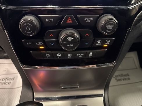 Used 2020 Jeep Grand Cherokee Altitude image 16
