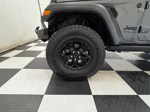 Used 2022 Jeep Wrangler Unlimited Sport AWD/4WD image 11