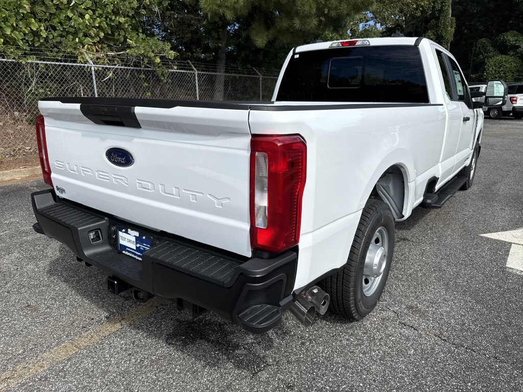 New 2026 Ford F350 XL w/ XL Driver Assist Package RWD image 7