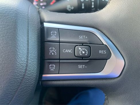 Used 2026 Jeep Compass Limited AWD/4WD image 28